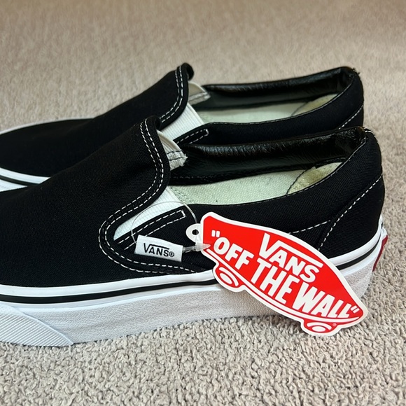 Vans Black and White Classic Slip-On Shoes - Size - Men’s 4.5 / Women’s 6.0 NWT - Picture 14 of 14